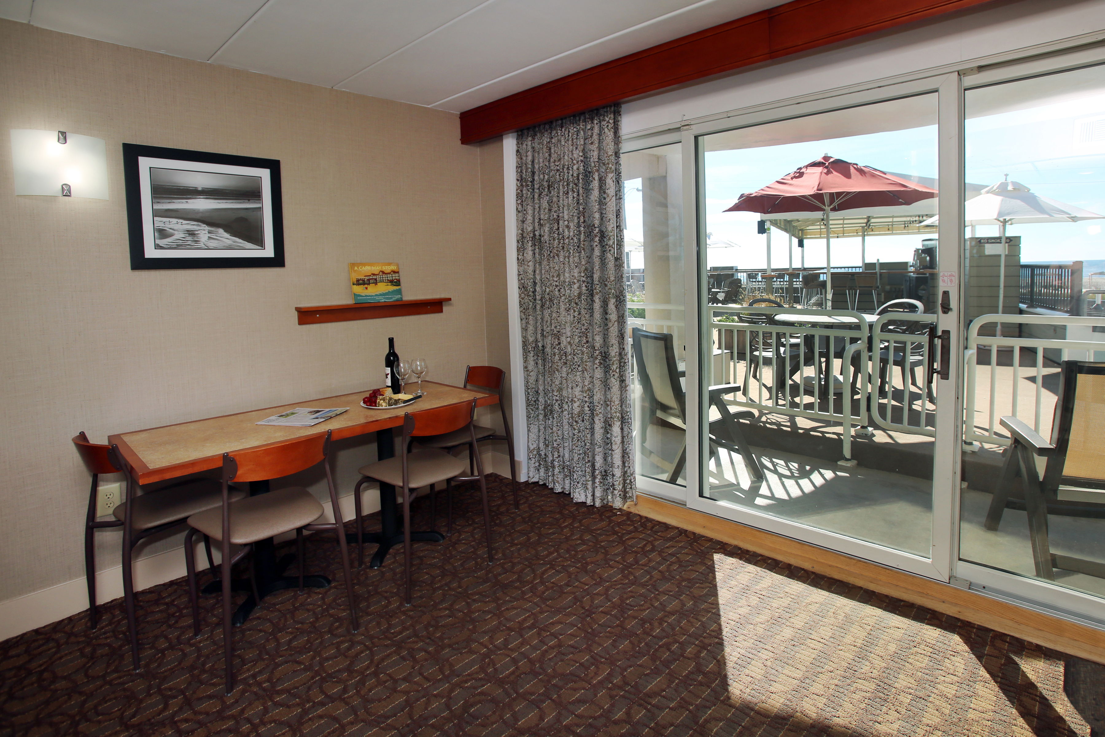 Cape May Oceanfront Hotels  Montreal Beach Resort