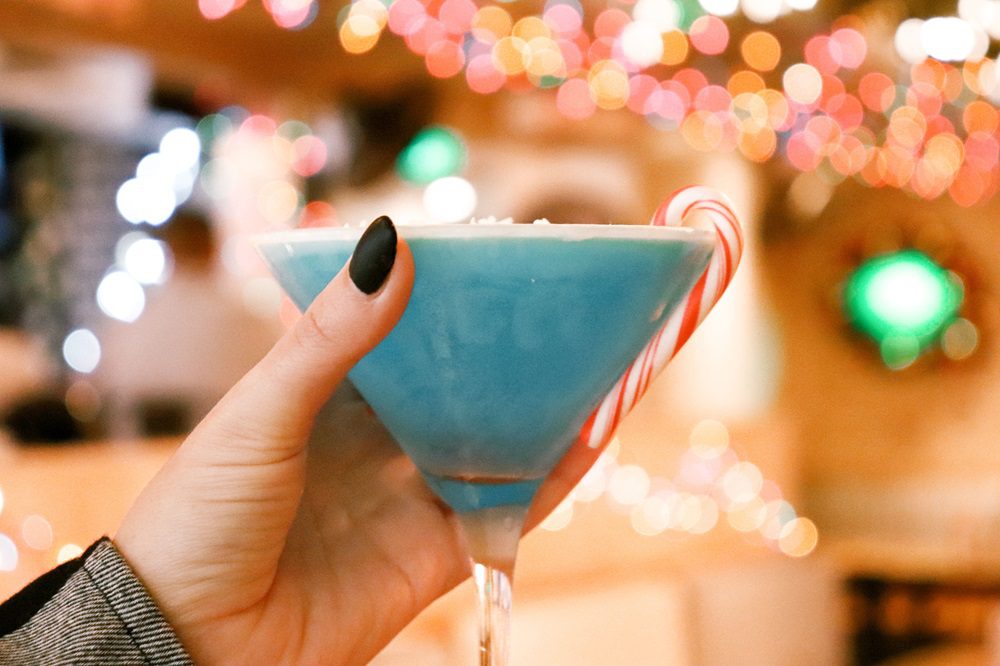 Experience the Magic of the Season: Cape May MAC Candlelight Tour at Montreal Beach Resort and Harry’s Jingle Bar